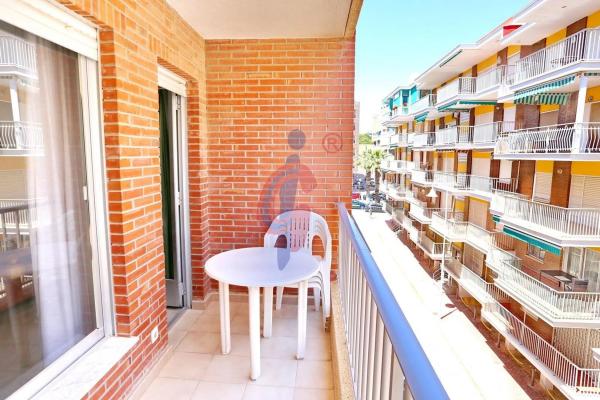 Piso en calle General Prim, 9