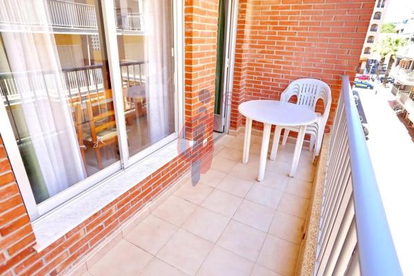 Piso en calle General Prim, 9