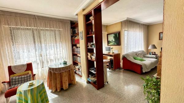 Ático en avenida del País Valencià