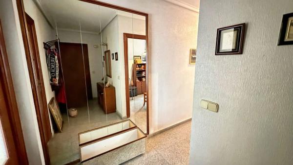 Ático en avenida del País Valencià