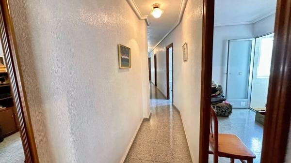 Ático en avenida del País Valencià