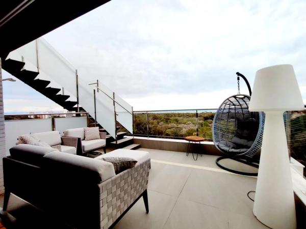 Ático en calle Alcalde Rosalino Pérez Hde