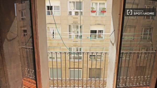 Zimmer in 3-Zimmer-WG zur Miete in El Raval, Barcelona