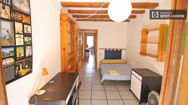 Zimmer in 3-Zimmer-WG zur Miete in El Raval, Barcelona