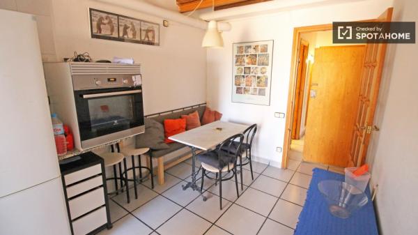 Zimmer in 3-Zimmer-WG zur Miete in El Raval, Barcelona