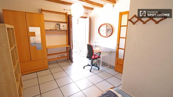 Zimmer in 3-Zimmer-WG zur Miete in El Raval, Barcelona