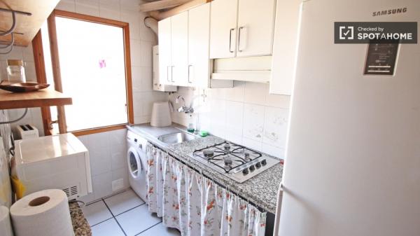 Zimmer in 3-Zimmer-WG zur Miete in El Raval, Barcelona