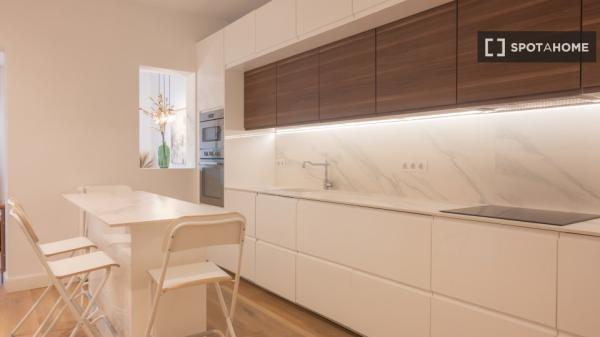 Apartamento de 3 dormitorios en alquiler en Ibiza, Madrid