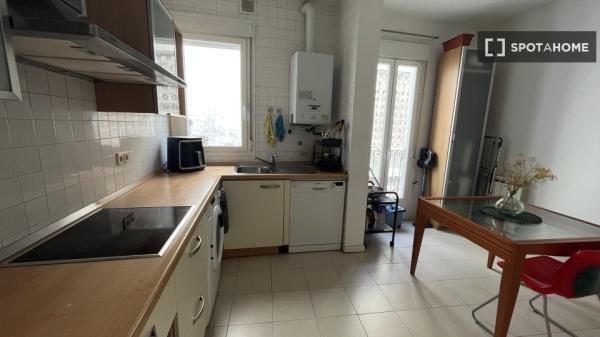 Zimmer in einer Wohngemeinschaft in Madrid