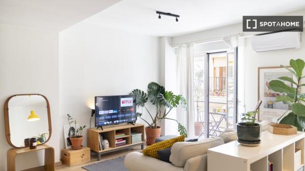 Apartamento de 2 habitaciones en alquiler en Centro-Sagrario, Granada.