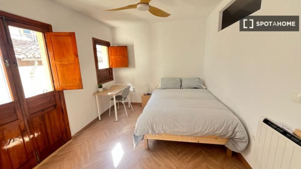 Zimmer in Wohngemeinschaft in Granada