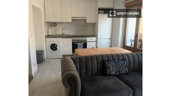 Estudio en alquiler en Sol, Madrid