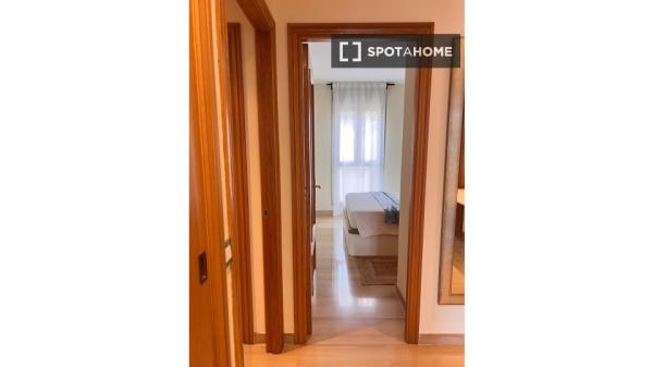 Apartamento de 3 habitaciones en alquiler en Cala Major, Palma