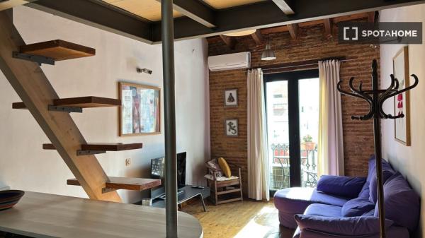 Apartamento de 2 dormitorios en alquiler en Russafa, Valencia