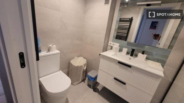 Apartamento de 2 dormitorios en alquiler en Calp