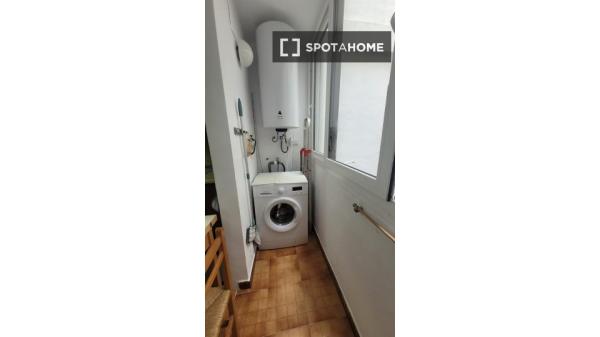 Apartamento de 2 dormitorios en alquiler en Calp