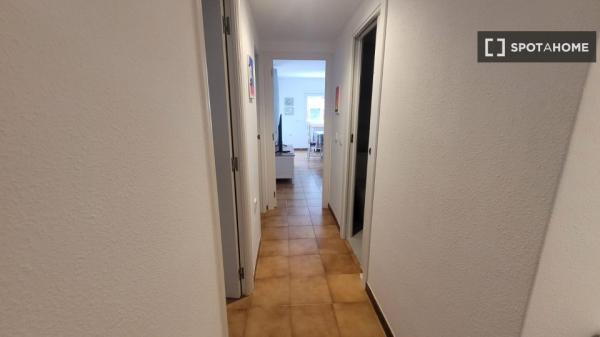 Apartamento de 2 dormitorios en alquiler en Calp
