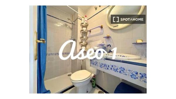 Piso de 2 dormitorios en alquiler en Santa Pola, Alicante