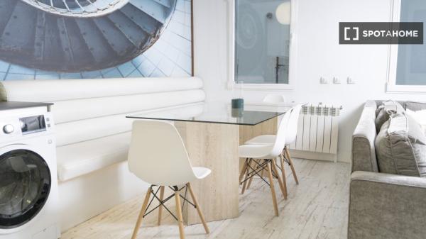 Apartamento de 2 habitaciones en alquiler en Salamanca, España