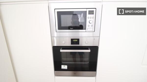 Piso de 3 dormitorios en alquiler en Guardamar, Alicante.