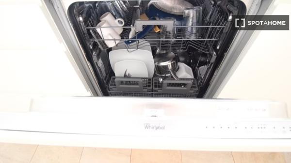 Piso de 3 dormitorios en alquiler en Guardamar, Alicante.