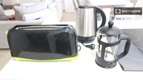 Piso de 3 dormitorios en alquiler en Guardamar, Alicante.