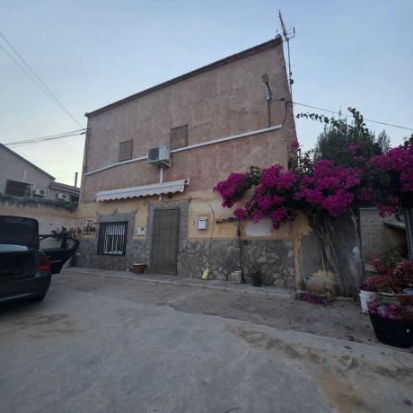 Casa independiente en polígono 4, 6