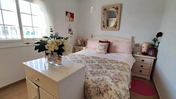 Casa independiente en calle Albardín