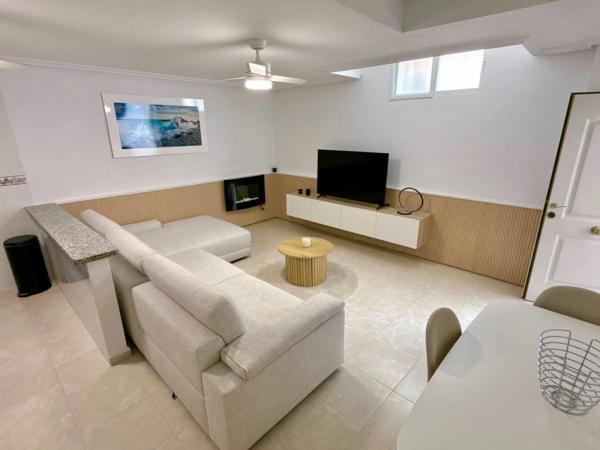 Casa independiente en calle Bosnia