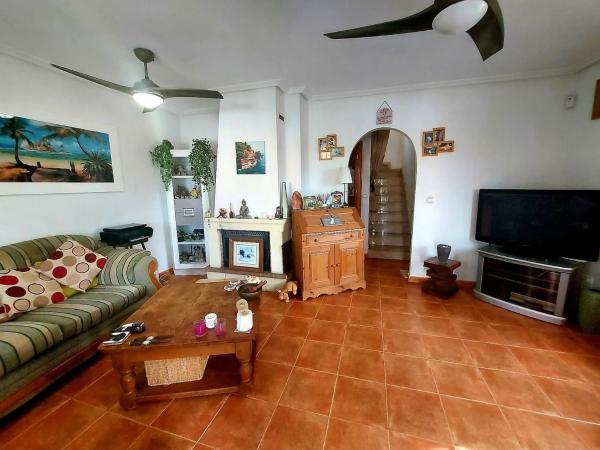 Chalet en calle Luxemburgo, 13