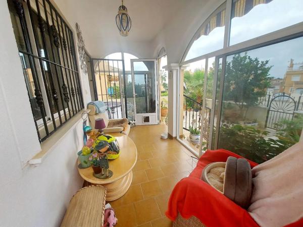 Chalet en calle Luxemburgo, 13