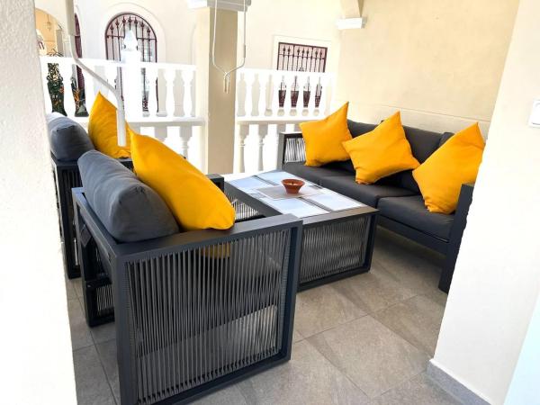 Casa independiente en calle Suecia