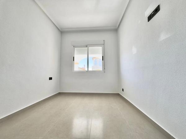 Chalet adosado en calle Eslovaquia