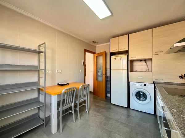 Piso en calle Manuel Follana, 2