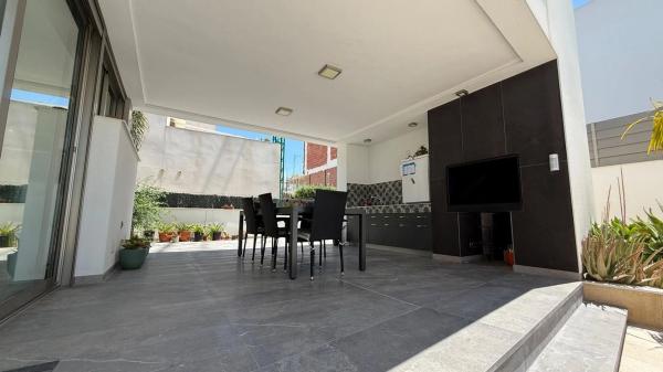 Casa independiente en calle Vicente Blasco Ibáñez