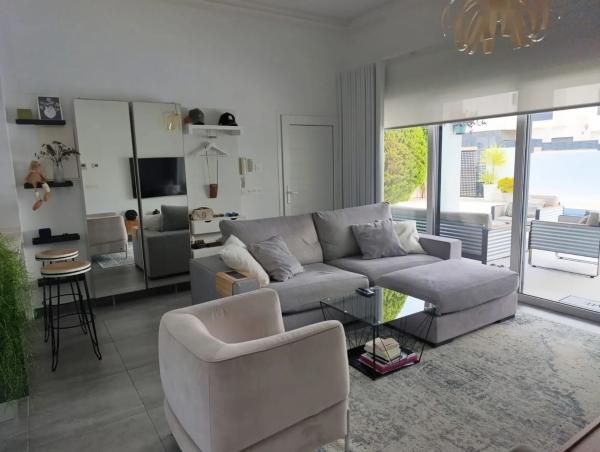 Casa independiente en C. Jacinto Benavente