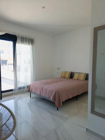 Casa independiente en calle Benito Pérez Galdós, 33