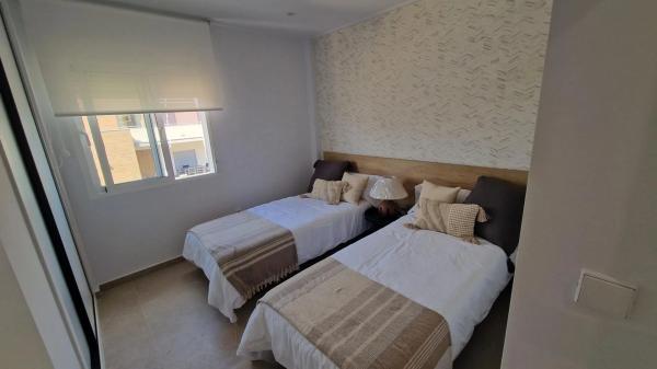 Chalet adosado en plaza Constitución