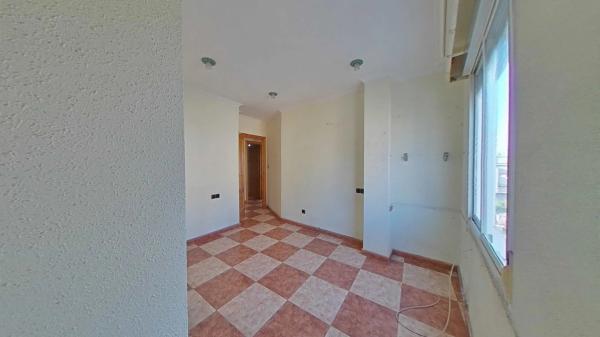 Piso en avenida de Sommieres