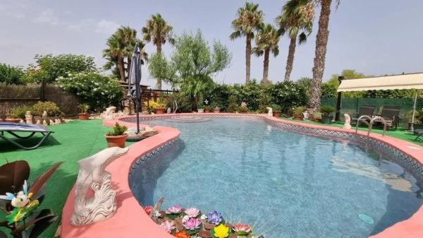 Casa independiente en camino Arroba de Hornos