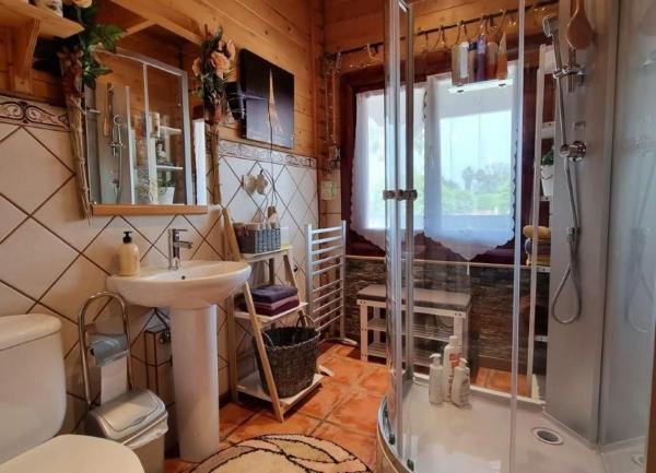 Casa independiente en camino Arroba de Hornos