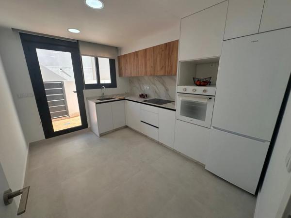 Chalet adosado en plaza Sector s 9, 59