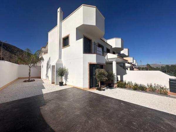 Chalet adosado en plaza Sector s 9, 59