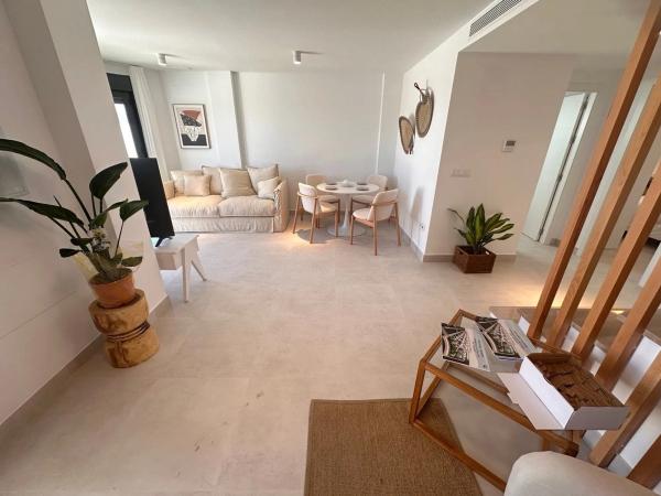 Chalet adosado en plaza Sector s 9, 59