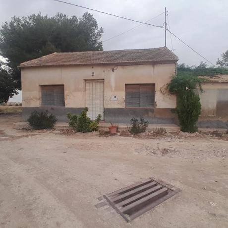 Finca rústica en calle la Bodega