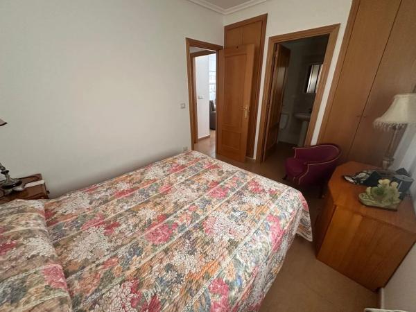 Piso en CL Reverendo Gil Guillen, 52