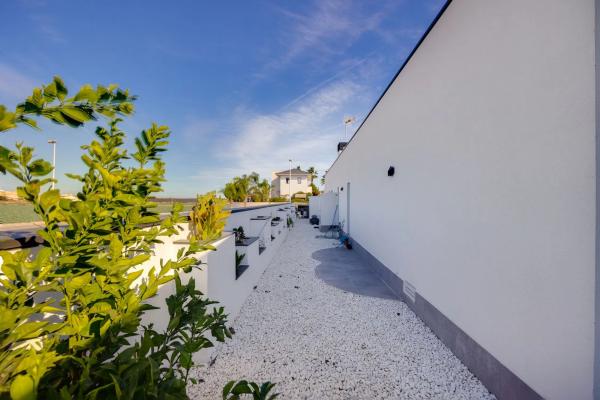 Casa independiente en calle Santa Pola, 37