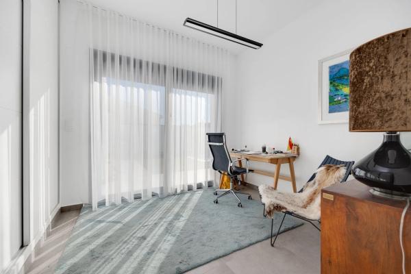 Casa independiente en calle Santa Pola, 37