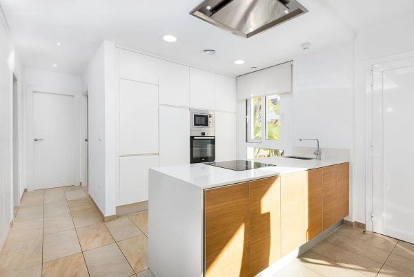 Casa independiente en avenida l'Oliveró