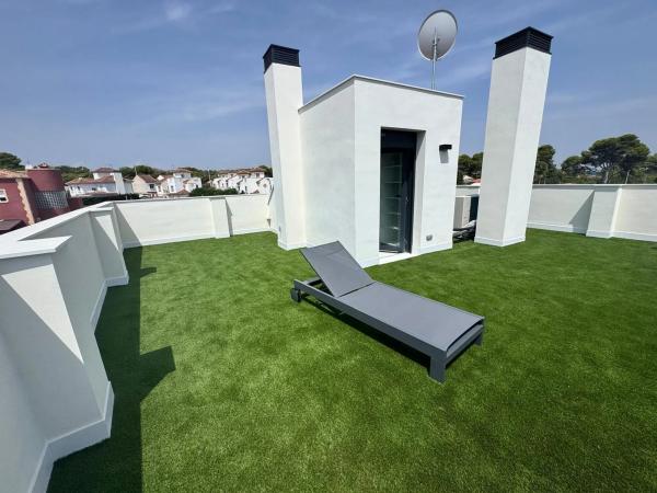 Casa independiente en Urbanización Costa Bella, 50